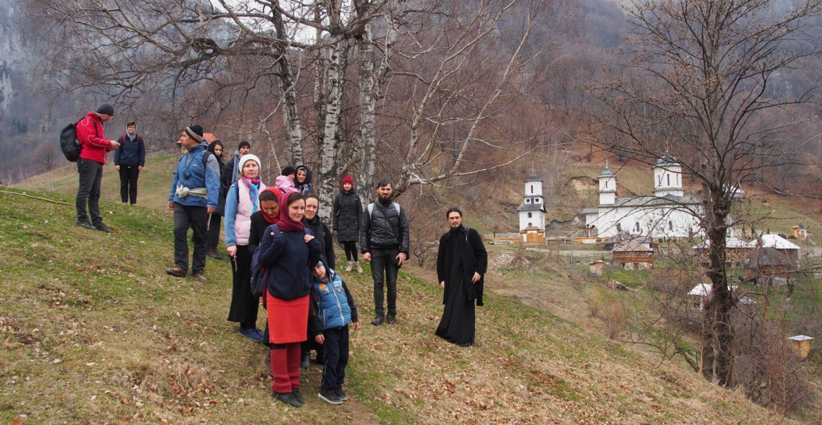 Drumeție la Mănăstirea Pătrunsa