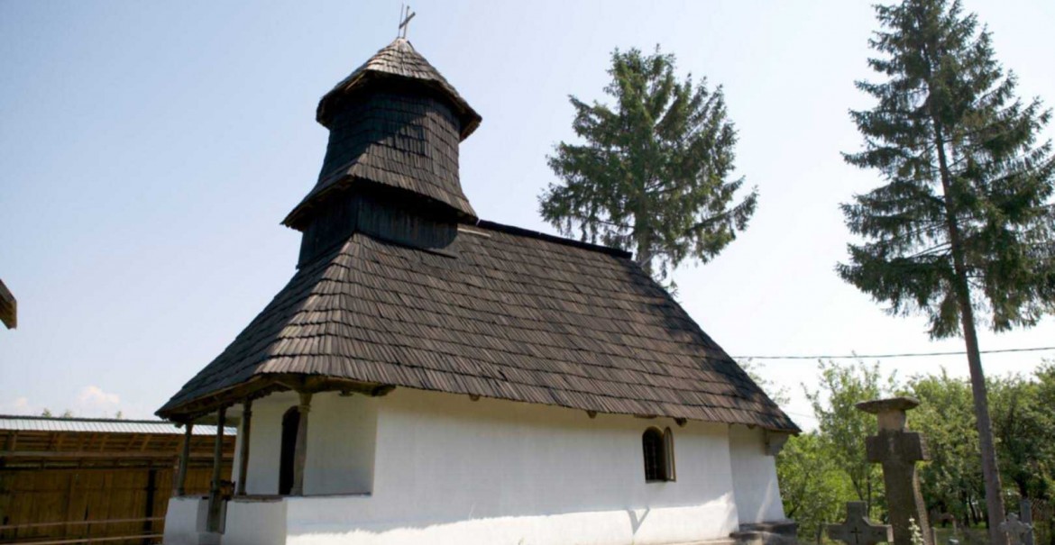 Biserica „Buna Vestire” „Sfânta Cuvioasă Parascheva” - sat. Slătioara