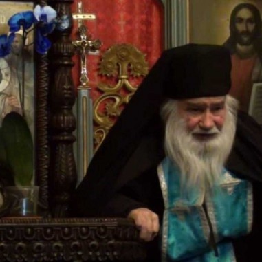 Părintele Neonil Ștefan, starețul Sfintei Mănăstiri Frăsinei