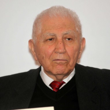Acad. Prof. Univ. Dr. Emilian Popescu