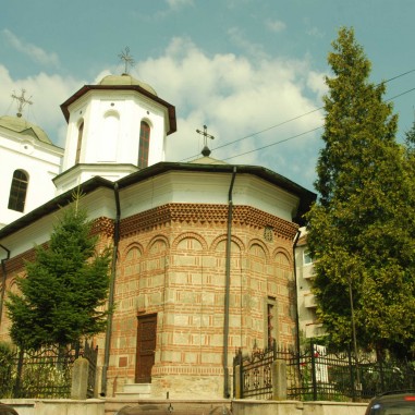 Biserica „Sfânta Cuvioasă Parascheva” - Râmnicu Vâlcea