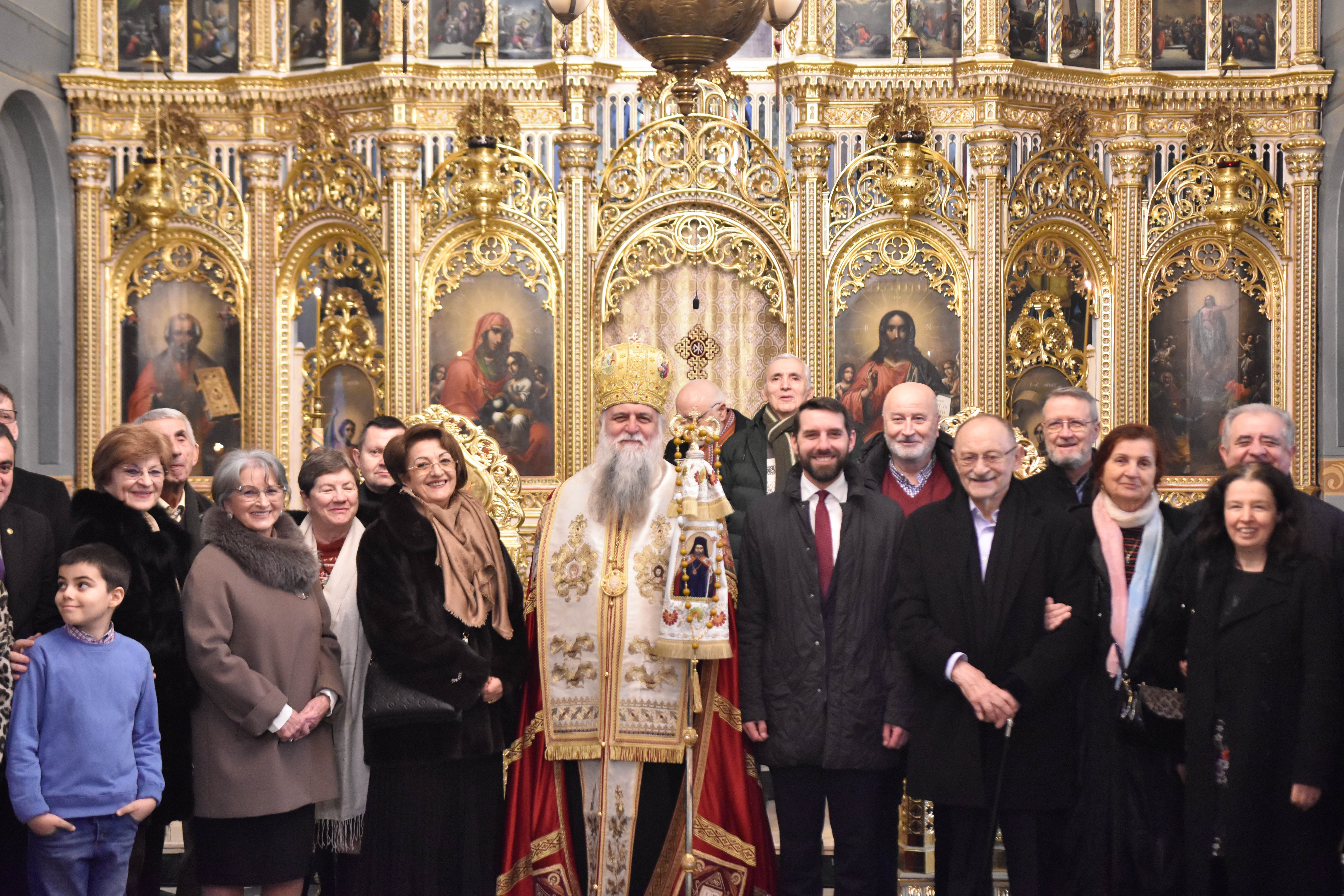 arhiepiscopiaramnicului.ro