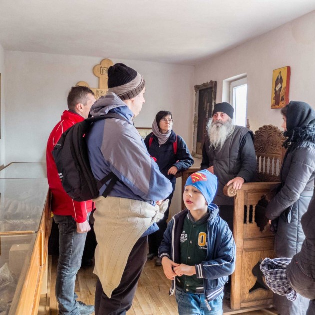 Cu părintele Visarion, la osuar