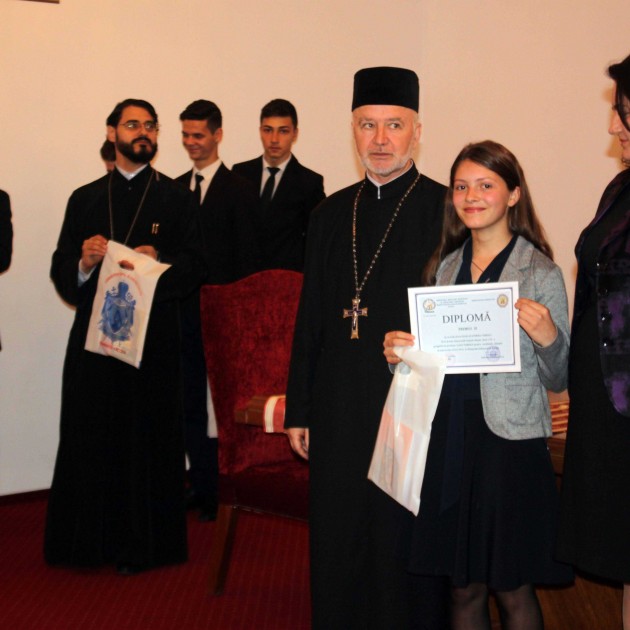 Premierea elevilor vâlceni, la Centrul Eparhial