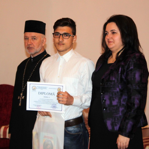 Premierea elevilor vâlceni, la Centrul Eparhial