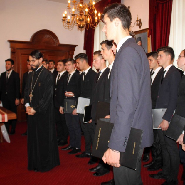 Premierea elevilor vâlceni, la Centrul Eparhial