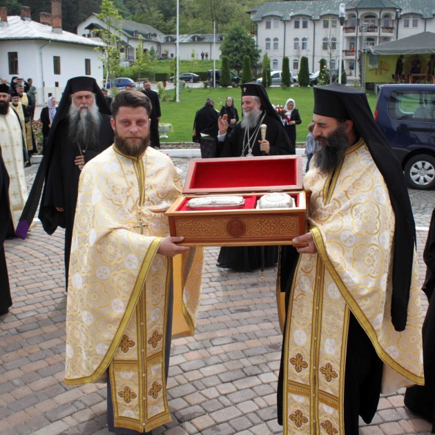 Moaştele Sfântului Nifon