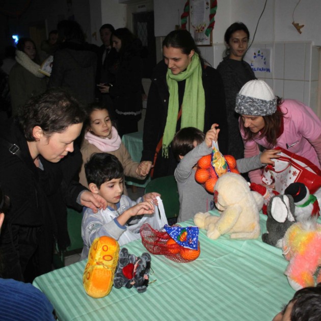 Să-l ajutăm pe Moș Nicolae!