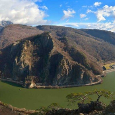 Defileul Oltului - Vâlcea Defileul Oltului - Vâlcea