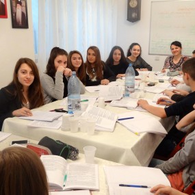 Meditații cu tinerii