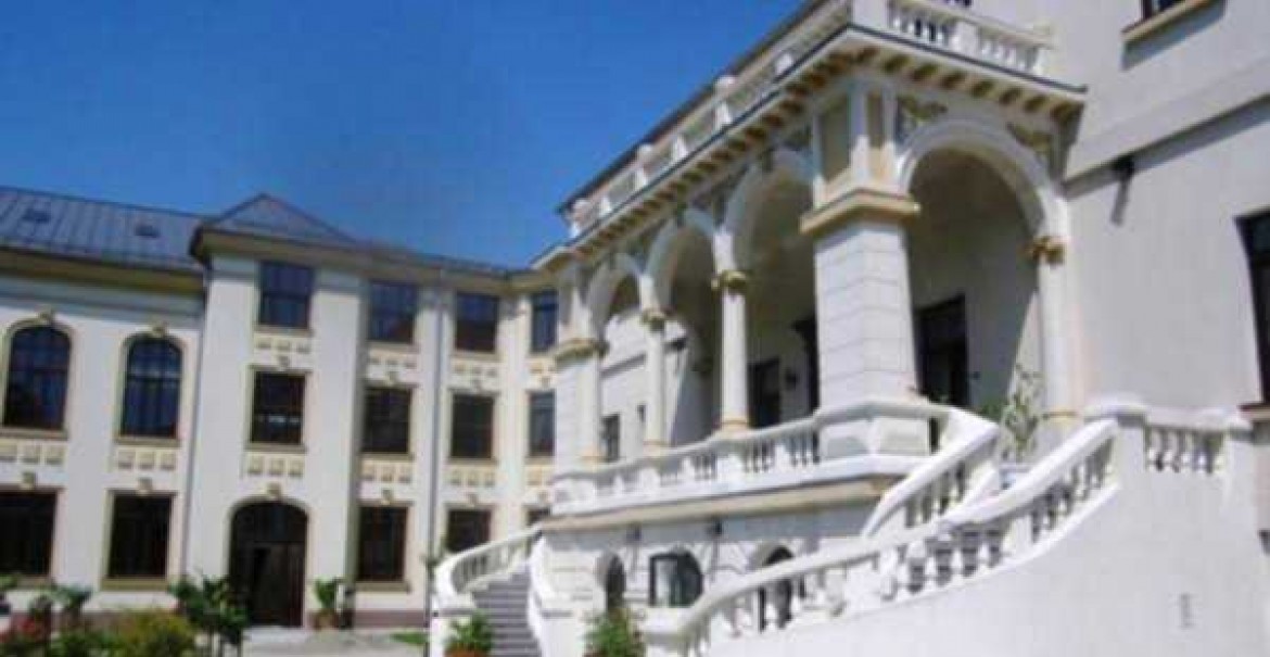 Centrul de Restaurare Teologie - Craiova Centrul de Restaurare Teologie - Craiova