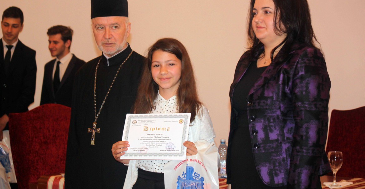 Premierea elevilor vâlceni, la Centrul Eparhial Premierea elevilor vâlceni, la Centrul Eparhial