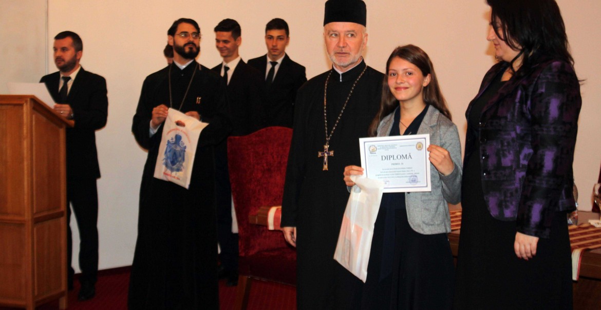 Premierea elevilor vâlceni, la Centrul Eparhial