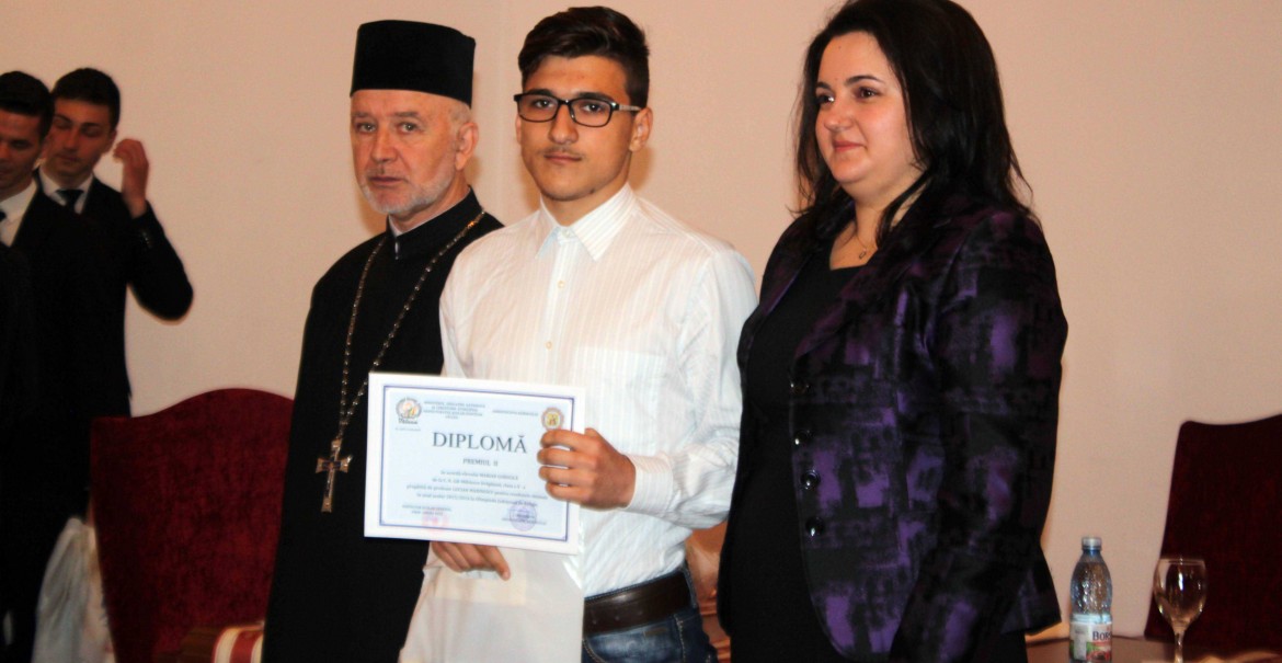 Premierea elevilor vâlceni, la Centrul Eparhial