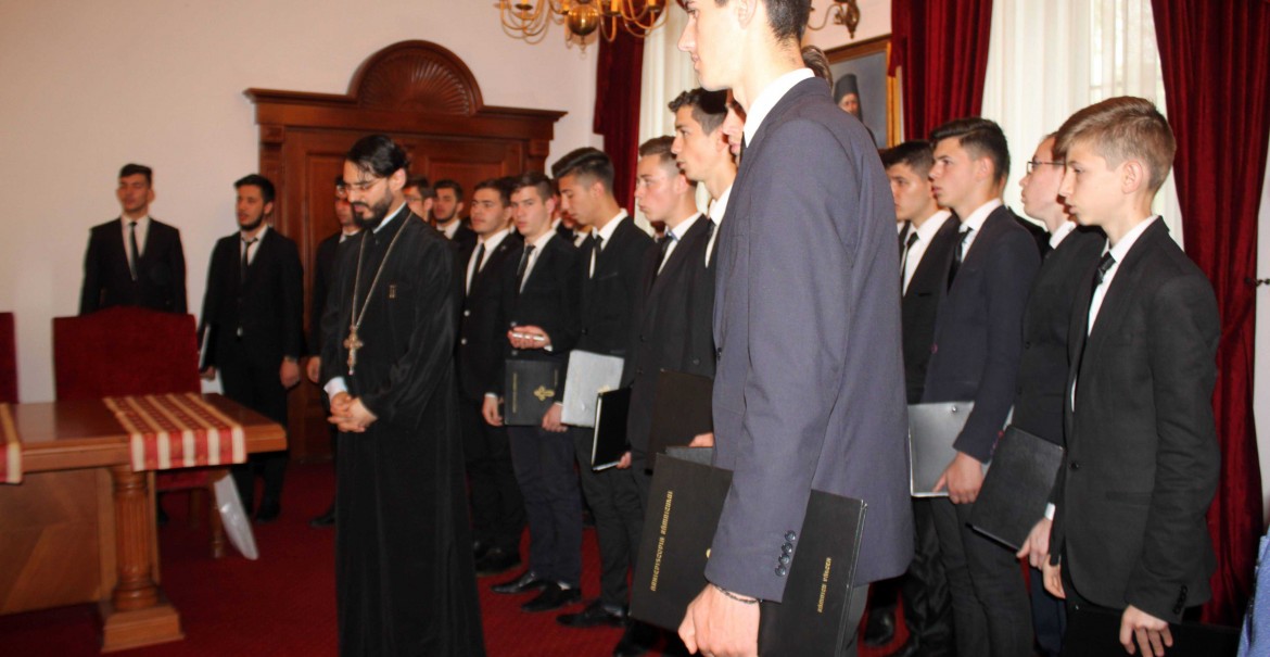Premierea elevilor vâlceni, la Centrul Eparhial Premierea elevilor vâlceni, la Centrul Eparhial