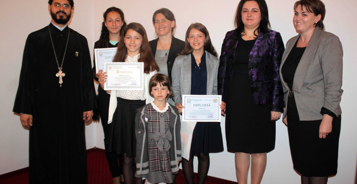 Premierea elevilor vâlceni, la Centrul Eparhial