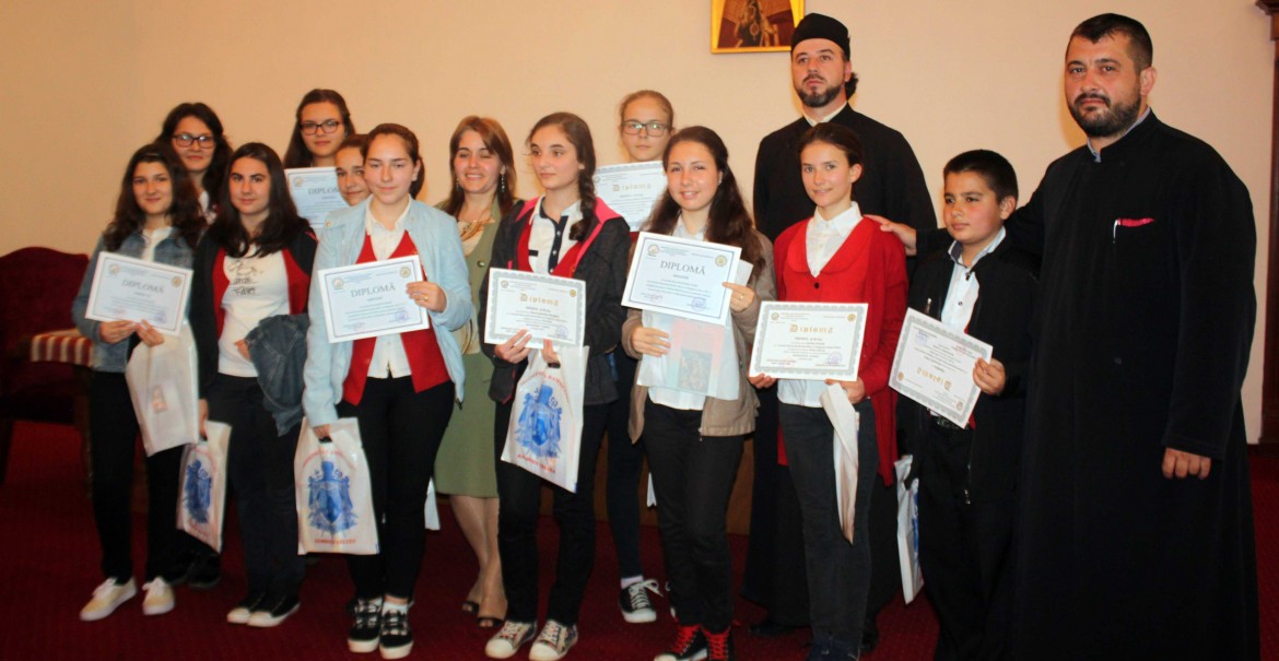 Premierea elevilor vâlceni, la Centrul Eparhial