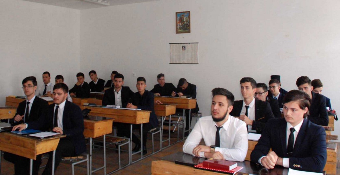 Seminarul Teologic din Râmnicu-Vâlcea Seminarul Teologic din Râmnicu-Vâlcea