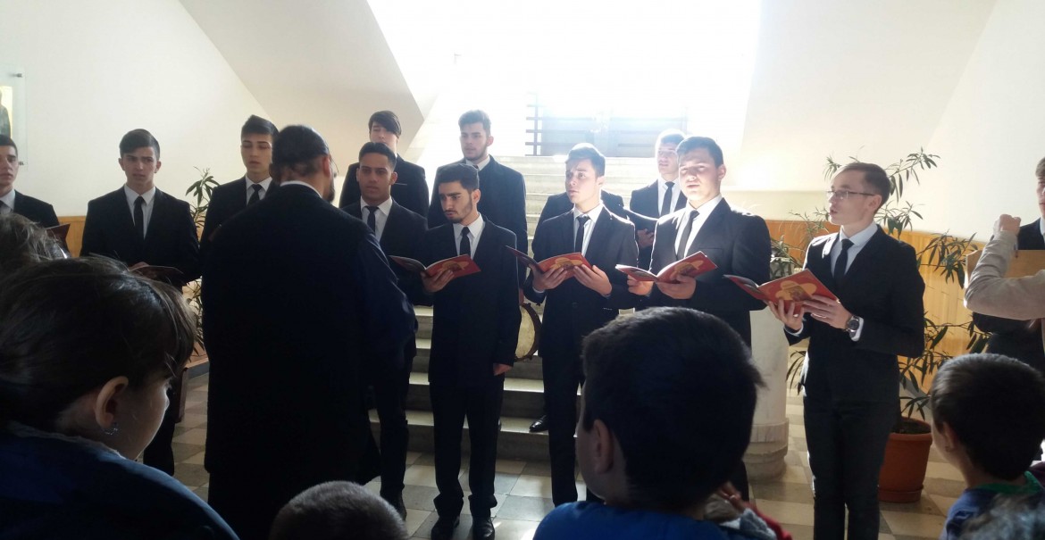 Copilăria, bucuria tuturor