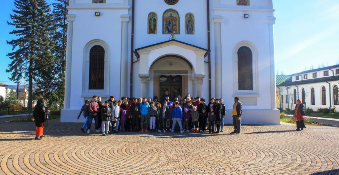 Copilăria, bucuria tuturor