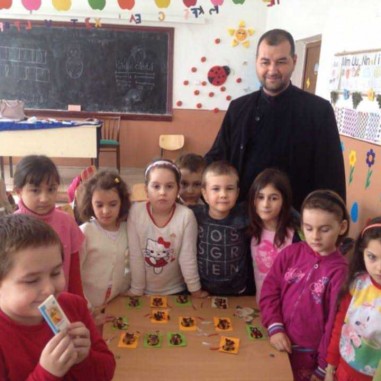 Școala Gimnazială Zătreni