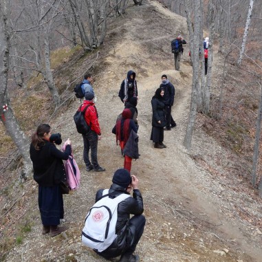 La pas, spre Pătrunsa