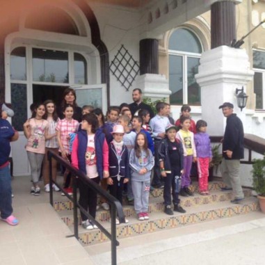 Mângâind pe cei bolnavi