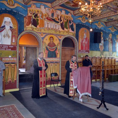 În temniţă M-aţi cercetat...