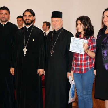 Premierea elevilor vâlceni, la Centrul Eparhial