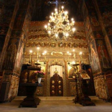 Naosul Mănăstirii Cozia