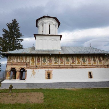 Biserica Sfântul Nicolae din Păușești-Măglași