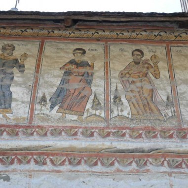 Biserica „Sfinții Trei Ierarhi” - Genuneni