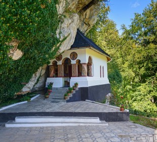 Sfânta Mănăstire Pahomie